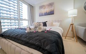 Dunya Tower Suite 2 Burj Khalifa Street , Kings